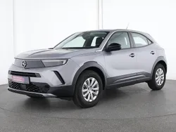 Kontrast grau Gebraucht 2023 Opel Mokka-e Edition SUV | 19.374 € (Superpreis)