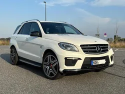 Weiß Gebraucht 2012 Mercedes ML63 AMG AMG SUV | 28.450 € (Etwas zu teuer)