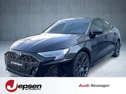 Mythosschwarz metallic Neu 2024 Audi RS3 Ambiente Kleinwagen | 75.580 €
