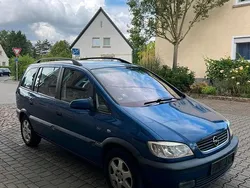 Gebraucht 2003 Opel Zafira Van / Kleinbus | 2.490 € (Etwas zu teuer)