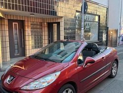 Rot Gebraucht 2011 Peugeot 207 CC Cabrio | 1.800 € (Superpreis)