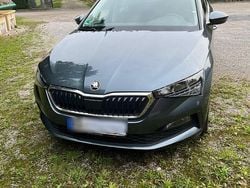 Grau Gebraucht 2020 Skoda Scala Kleinwagen | 14.000 € (Guter Preis)