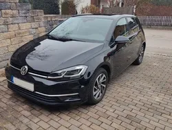 Schwarz Gebraucht 2017 VW Golf VII Sound Kombi | 16.800 € (Etwas zu teuer)