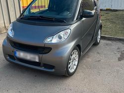 Grau Gebraucht 2011 Smart ForTwo Coupé Coupé | 3.800 € (Guter Preis)