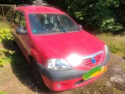 Rot Gebraucht 2007 Dacia Logan Limousine | 2.250 €