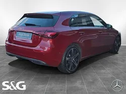 Manufaktur lack manufaktur patag Gebraucht 2023 Mercedes A200 Progressive Limousine | 32.990 € (Teuer)