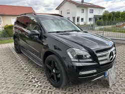 Schwarz Gebraucht 2007 Mercedes GL55 AMG AMG SUV | 18.900 €
