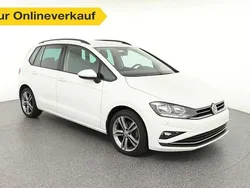 Weiß Gebraucht 2018 VW Golf Sportsvan Comfortline Van / Kleinbus | 17.560 € (Fairer Preis)