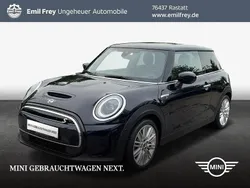 Enigmatic black metallic Gebraucht 2023 Mini Cooper SE Kleinwagen | 24.680 € (Etwas zu teuer)