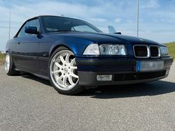 Blau Gebraucht 1995 BMW 328 Cabriolet Cabrio | 12.000 €
