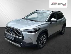 Silber Gebraucht 2022 Toyota Corolla Cross Team SUV | 31.450 € (Fairer Preis)