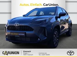 Grau Neu 2025 Toyota Yaris Limousine | 31.900 € (Teuer)