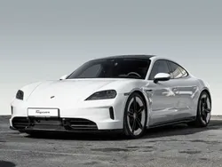 Weiß Gebraucht 2024 Porsche Taycan Limousine | 116.900 € (Teuer)
