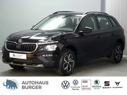 Black magic perleffekt (schwarz), perleffekt Gebraucht 2024 Skoda Kamiq Selection SUV | 32.980 € (Teuer)