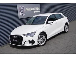 (sonderlackierung ibisweiß) Gebraucht 2022 Audi A3 Sportback e-tron Advanced Limousine | 29.738 € (Teuer)