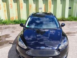 Schwarz Gebraucht 2016 Ford Focus Kombi | 8.000 €