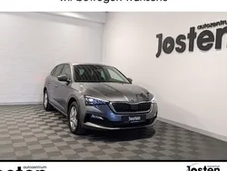 Grau Gebraucht 2023 Skoda Scala Style Kleinwagen | 20.990 € (Fairer Preis)