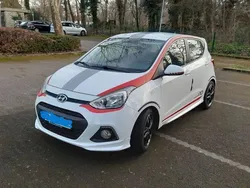 Weiß Gebraucht 2016 Hyundai i10 Sport Kleinwagen | 8.300 € (Guter Preis)
