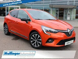 Orange Gebraucht 2023 Renault Clio V Techno Limousine | 12.980 € (Superpreis)