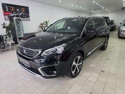 Schwarz Gebraucht 2018 Peugeot 5008 Allure Van / Kleinbus | 13.600 € (Teuer)