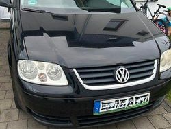 Schwarz Gebraucht 2006 VW Touran Goal Van / Kleinbus | 2.222 € (Fairer Preis)
