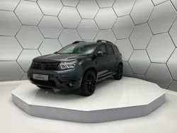 Folierung mit sonderdesign Neu 2024 Dacia Duster Journey SUV | 33.990 €