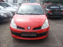 Rot Gebraucht 2009 Renault Clio III Extreme Limousine | 850 € (Guter Preis)