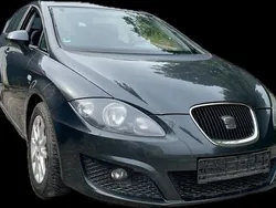 Grau Gebraucht 2011 Seat Leon Style Limousine | 3.450 € (Guter Preis)