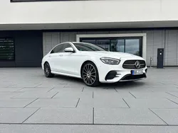 Weiß Gebraucht 2022 Mercedes E220 Limousine | 43.400 € (Etwas zu teuer)