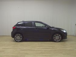 Schwarz Gebraucht 2023 Kia Rio Limousine | 15.980 € (Fairer Preis)