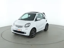 Weiß Gebraucht 2018 Smart ForTwo Cabrio Basis Cabrio | 15.790 € (Fairer Preis)
