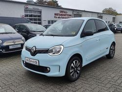 Blau Gebraucht 2023 Renault Twingo Kleinwagen | 13.990 € (Guter Preis)