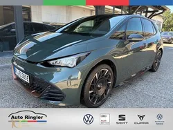 Darkforestgrün Gebraucht 2025 Cupra Born Basis Kleinwagen | 46.880 € (Fairer Preis)