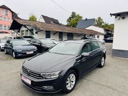 Grau Gebraucht 2022 VW Passat Business Kombi | 20.890 € (Guter Preis)