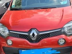 Rot Gebraucht 2018 Renault Twingo LIMITED Kleinwagen | 7.900 € (Guter Preis)