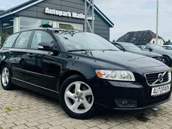 Schwarz Gebraucht 2012 Volvo V50 Business Edition Kombi | 8.888 € (Teuer)