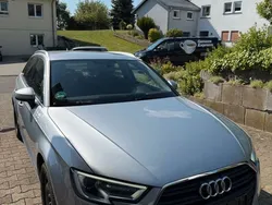 Grau Gebraucht 2018 Audi A3 Sportback Limousine | 17.400 € (Guter Preis)