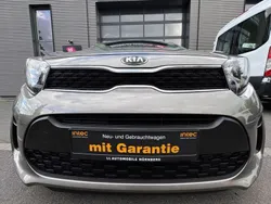 Silber Gebraucht 2017 Kia Picanto DREAM-TEAM Edition Kleinwagen | 9.999 € (Fairer Preis)