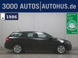 Lackierung schwarz perla nera/ Gebraucht 2020 Peugeot 308 Business-Line Kombi | 8.680 € (Superpreis)