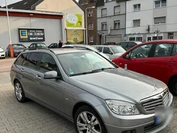 Grau Gebraucht 2010 Mercedes 250 Kombi | 7.500 € (Guter Preis)