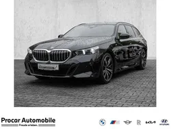 Schwarz Gebraucht 2024 BMW 520 M Sport Kombi | 52.750 € (Superpreis)