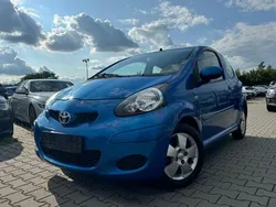 Blau Gebraucht 2009 Toyota Aygo Kleinwagen | 3.199 € (Fairer Preis)