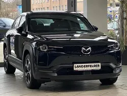 Jet black Gebraucht 2024 Mazda MX30 Makoto SUV | 25.999 € (Fairer Preis)