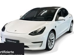 Weiß Gebraucht 2021 Tesla Model 3 Long Range RWD Limousine | 28.300 € (Teuer)