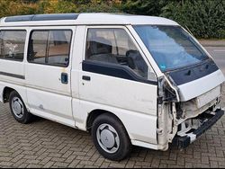 Silber Gebraucht 1996 Mitsubishi L300 Van / Kleinbus | 5.000 €