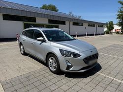 Silber Gebraucht 2022 Ford Focus Cool & Connect Kombi | 15.100 € (Superpreis)