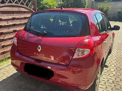 Rot Gebraucht 2009 Renault Clio III Dynamique Kleinwagen | 3.000 €