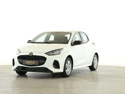 Lunar white Gebraucht 2024 Mazda 2 Center-Line Limousine | 19.920 € (Guter Preis)