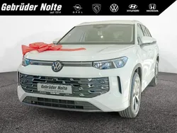 Weiss / Neu 2025 VW Tayron Elegance SUV | 56.950 €