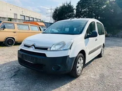 Weiß Gebraucht 2013 Citroën Berlingo Attraction Van / Kleinbus | 4.200 € (Fairer Preis)